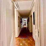 Alojamento de Acomodação e Pequeno-almoço Sisuites 4*