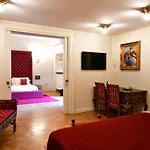 Sisuites