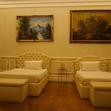 Sisuites Барі