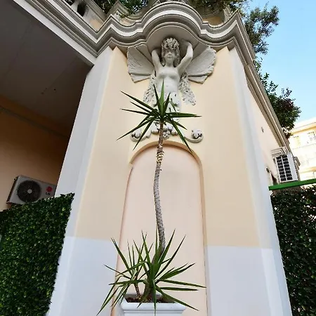 Sisuites 4* Бари