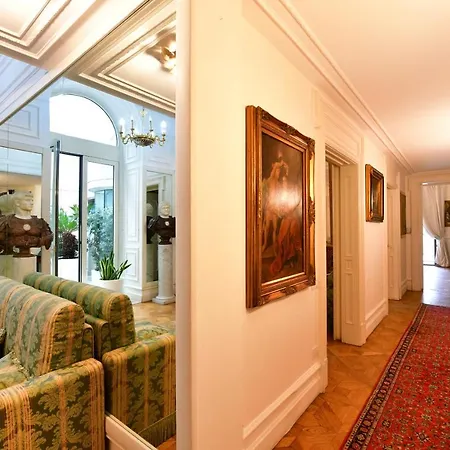 Bed and Breakfast Sisuites