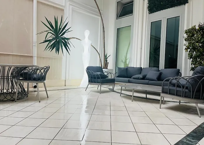 Sisuites Couette-café Bari