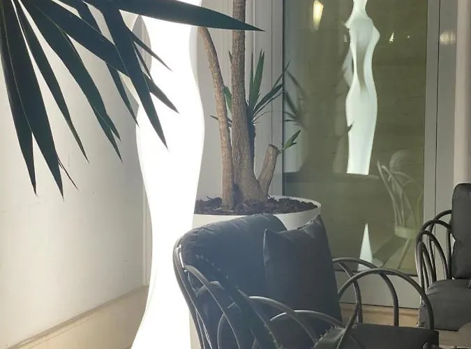 Sisuites Oda ve Kahvaltı Bari