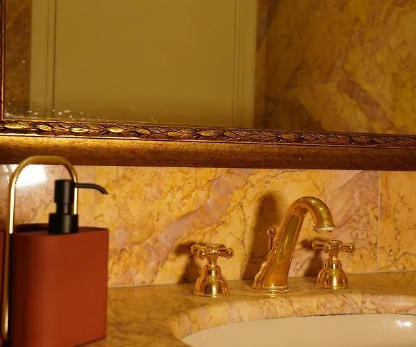 Oda ve Kahvaltı Sisuites 4*